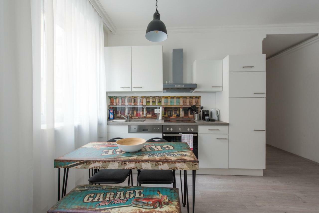 Apartament Let It Be U1, U2, U4 Karlsplatz Oper Wiedeń