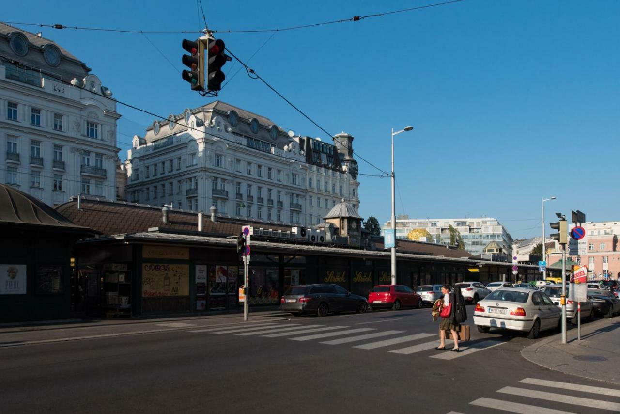 Let It Be U1, U2, U4 Karlsplatz Oper * Wien